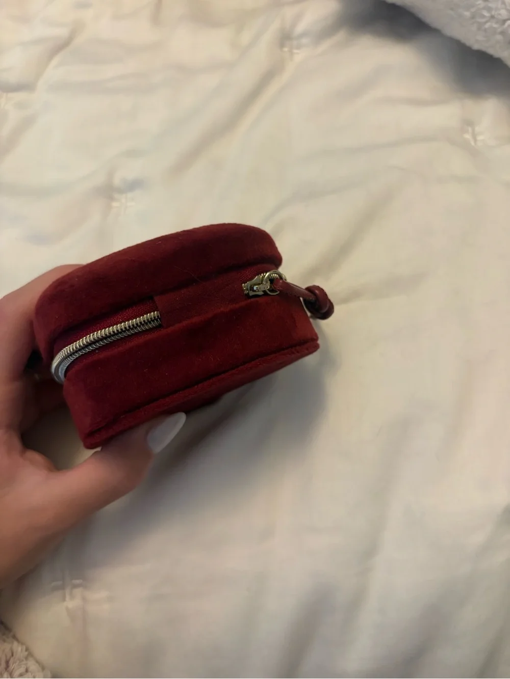 Heart-Shaped Jewelry Case - Burgundy